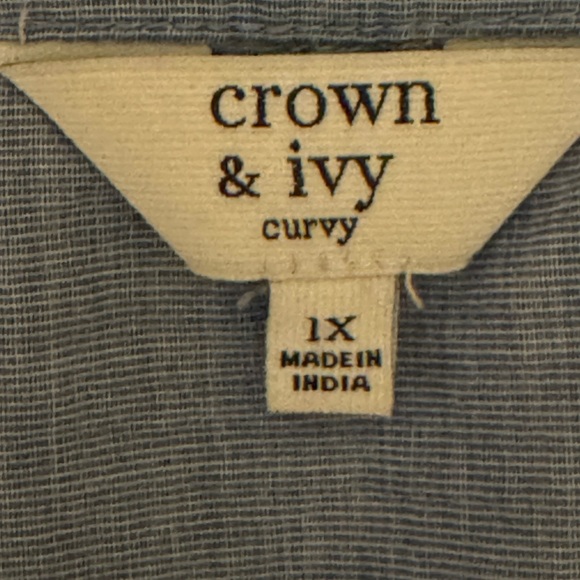 Crown & Ivy Curvy Top Sz 1X VGUC 😊😊 - Picture 8 of 9